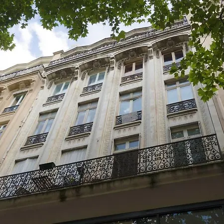 La Terrasse Du Sorbonne Apartman *